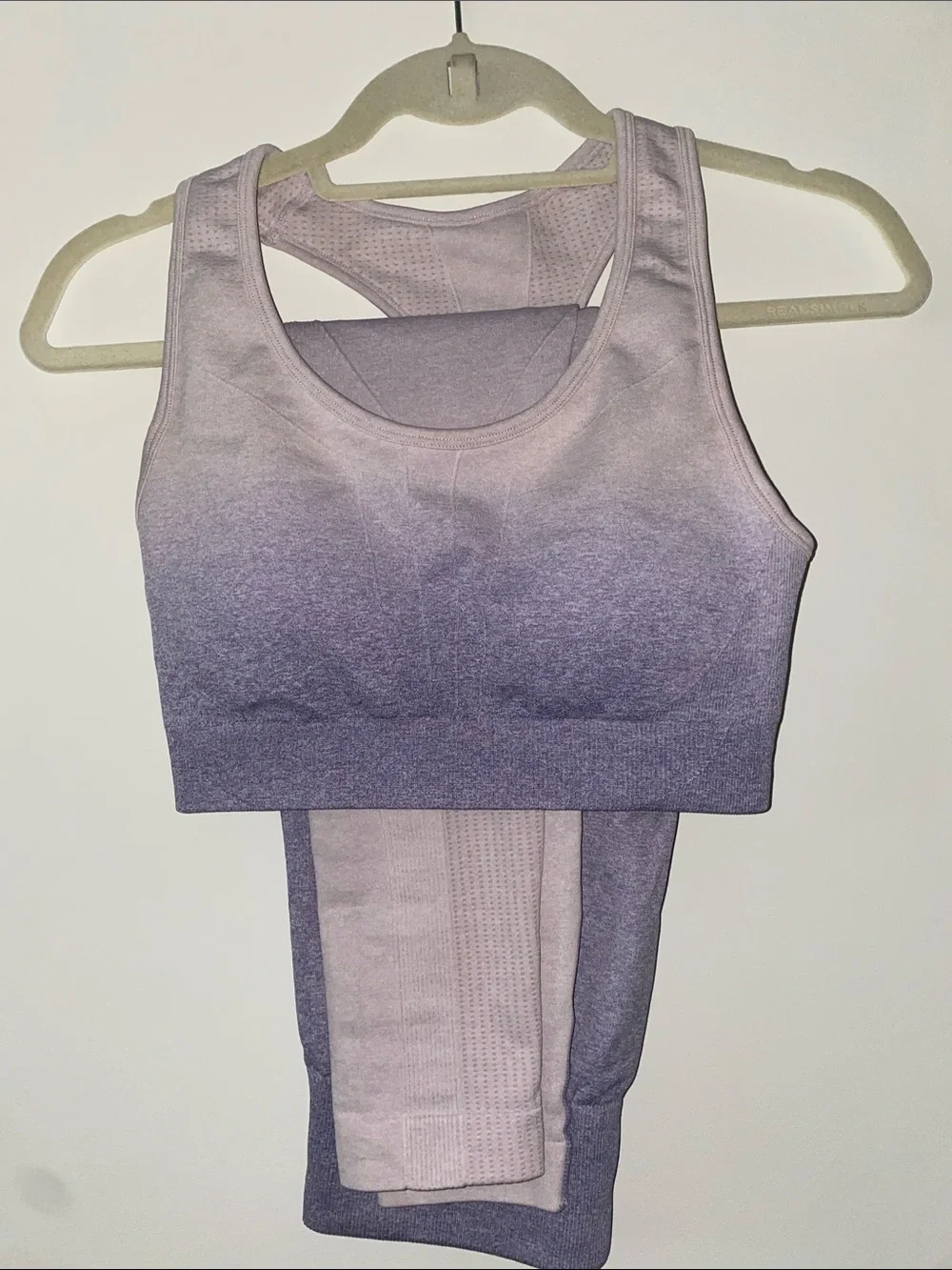 Seamless Ombre Purple Sports Bra and Legging Set - yoga // workout